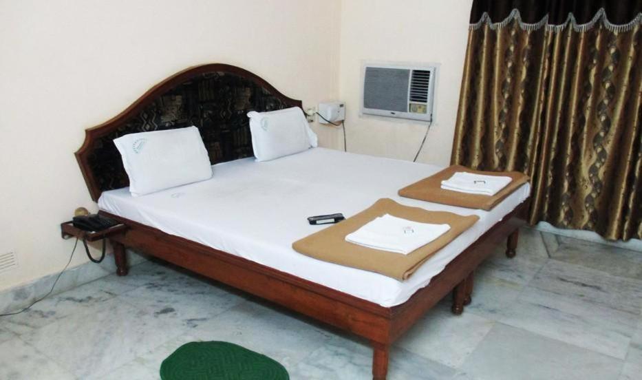 Hotel Geethanjali Residency Bhadrachalam Ngoại thất bức ảnh