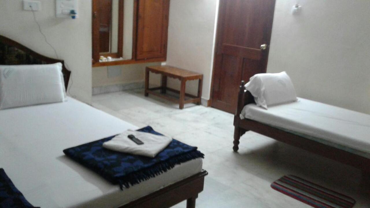 Hotel Geethanjali Residency Bhadrachalam Ngoại thất bức ảnh